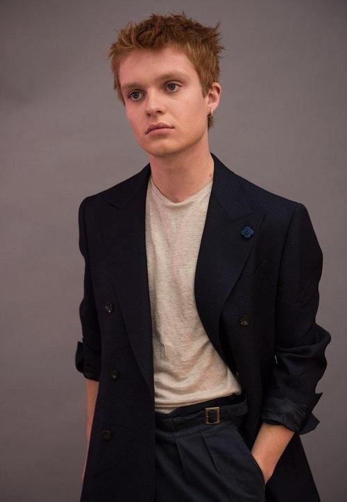 tom glynn-carney,Tom Glynn-Carney: A Multidimensional Overview