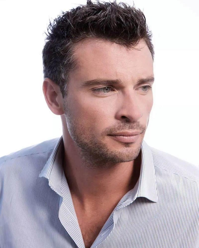 superman tom welling,Superman Tom Welling: A Multidimensional Introduction